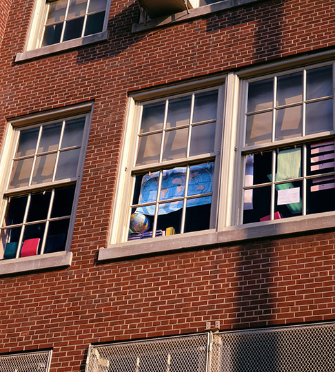 Globe Sightings: Avenue B, day, NYC